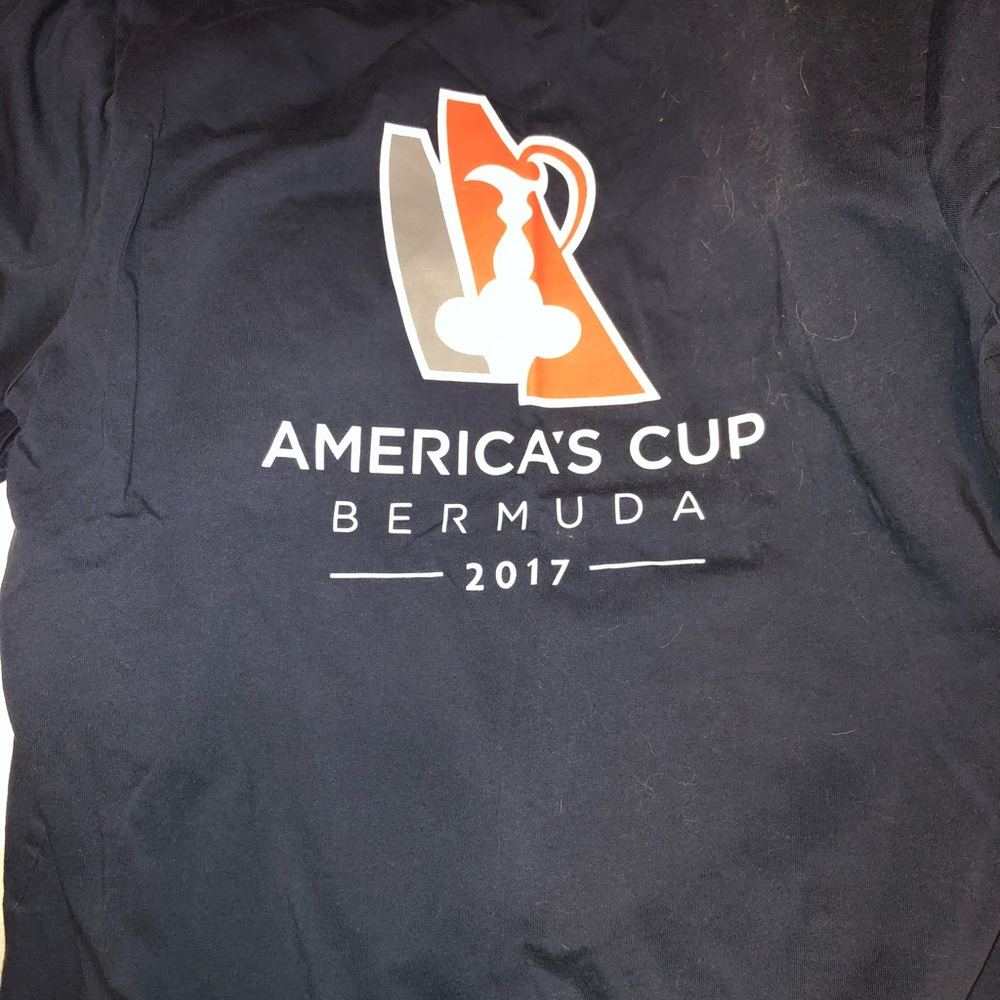 Vineyard vines tshirt